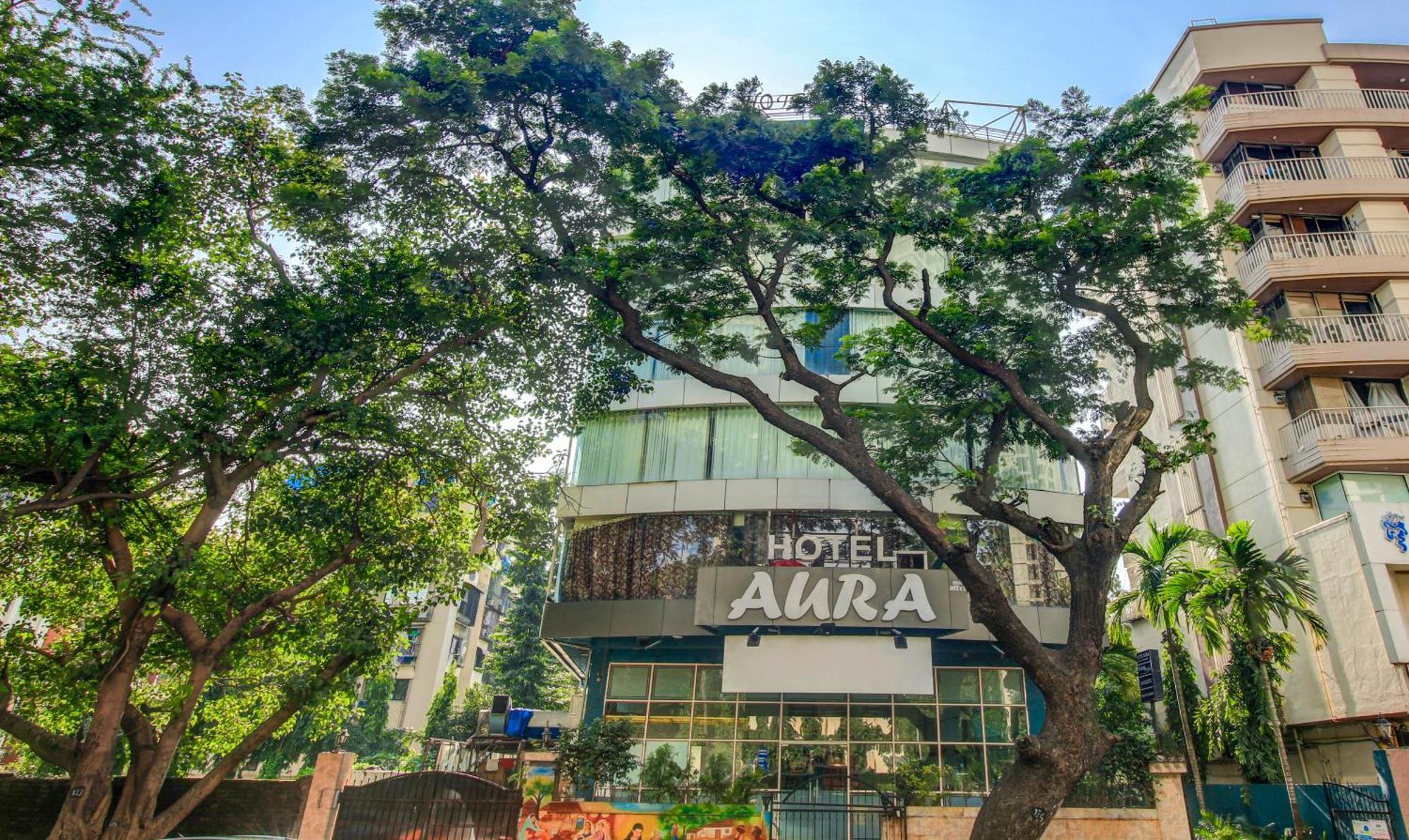Hotel Aura - Near Malad Link Road ゴライ エクステリア 写真